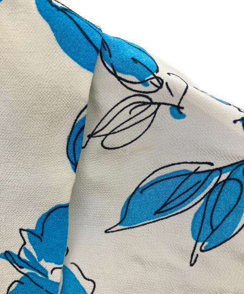 TOGA PULLA（トーガ プルラ）TOGA PULLA (トーガ プルラ) RAYON PRINT SHIRTS アイボリー サイズ:38 未使用品の古着・服飾アイテム