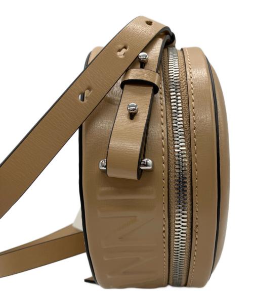 GANNI（ガニー）GANNI (ガニー) Banner Round Bag ベージュの古着・服飾アイテム