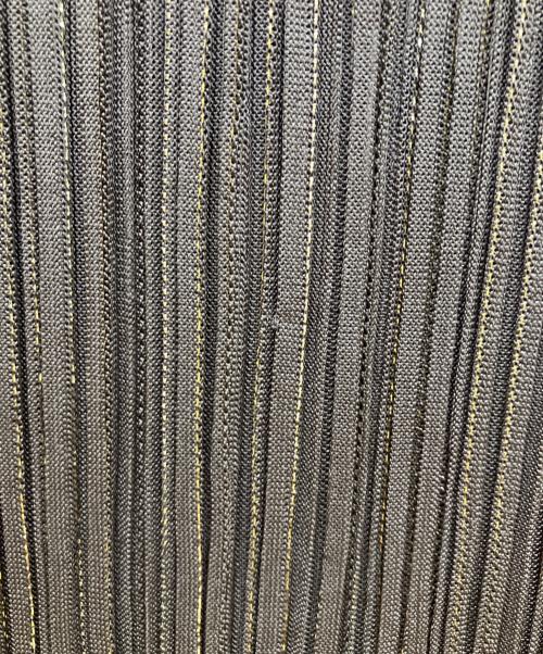 ISSEY MIYAKE（イッセイミヤケ）ISSEY MIYAKE (イッセイミヤケ) ラメプリーツノースリーブワンピース ブラウン サイズ:2の古着・服飾アイテム