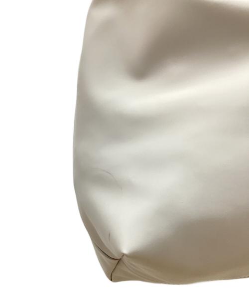 PUBLIC TOKYO（パブリックトウキョウ）PUBLIC TOKYO (パブリックトウキョウ) YOROZU タスキショルダーBAG M ベージュの古着・服飾アイテム