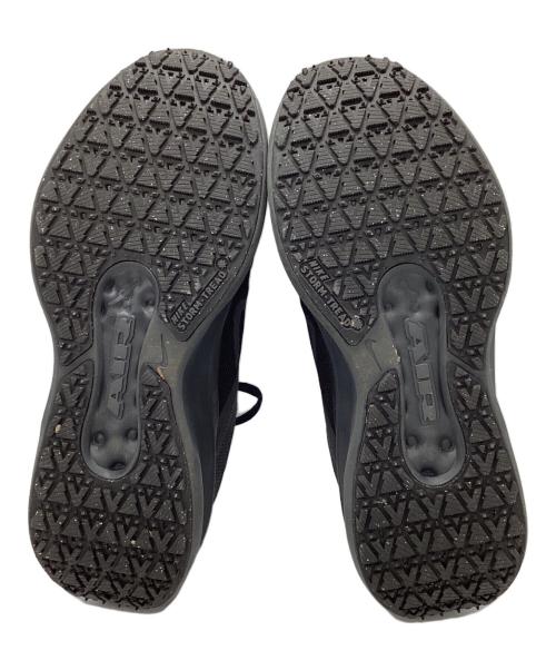 NIKE（ナイキ）NIKE (ナイキ) ウィンフロー 11 GORE-TEX　Winflo 11　ローカットスニーカー　ゴアテックス ブラック サイズ:25.5の古着・服飾アイテム