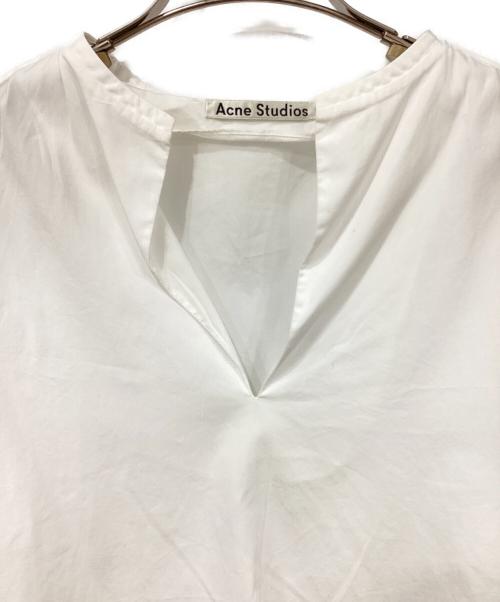 Acne studios（アクネ ストゥディオズ）Acne studios (アクネ ストゥディオズ) キーネックブラウス ホワイト サイズ:34の古着・服飾アイテム