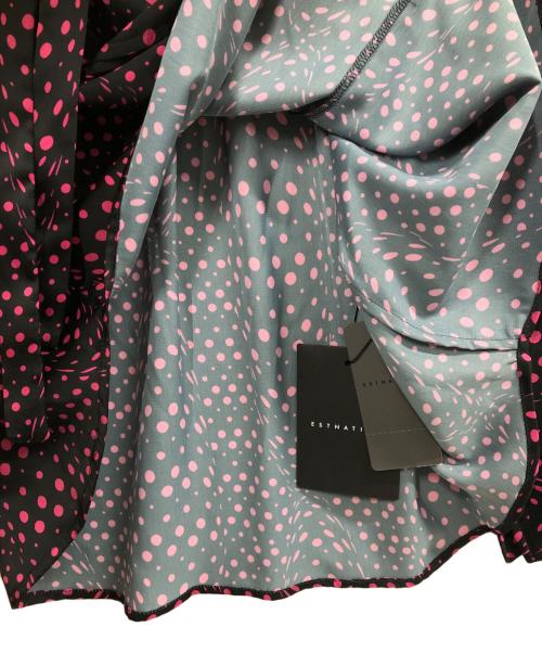 UMA ESTNATION（ウーマエステネーション）UMA ESTNATION (ウーマエステネーション) ランダムドットミニボウタイブラウス ブラック サイズ:38 未使用品の古着・服飾アイテム