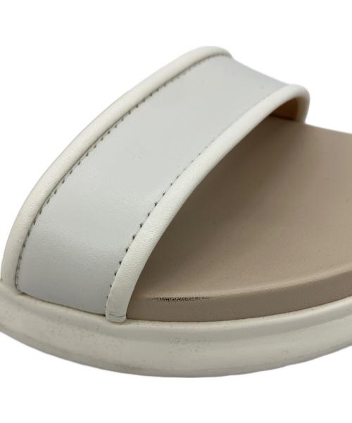 COLE HAAN（コールハーン）COLE HAAN (コールハーン) ゼログランド メリット サンダル ベージュ サイズ:7Bの古着・服飾アイテム