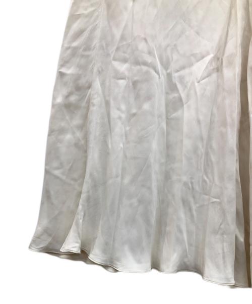 BEARDSLEY（ビアズリー）BEARDSLEY (ビアズリー) バックテールスカート ホワイト サイズ:Lの古着・服飾アイテム