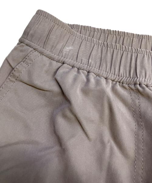 自由区（ジユウク）自由区 (ジユウク) ソフトレーヨンツイル スカート ベージュ サイズ:40の古着・服飾アイテム