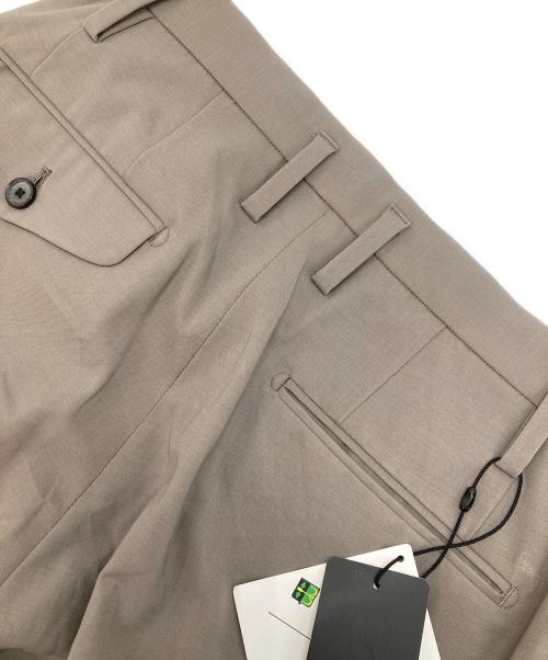 UNITED TOKYO（ユナイテッドトーキョー）UNITED TOKYO (ユナイテッドトーキョー) HI-SPEC WOOL スラックス ベージュ サイズ:1 未使用品の古着・服飾アイテム