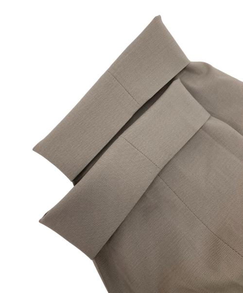 UNITED TOKYO（ユナイテッドトーキョー）UNITED TOKYO (ユナイテッドトーキョー) HI-SPEC WOOL スラックス ベージュ サイズ:1 未使用品の古着・服飾アイテム