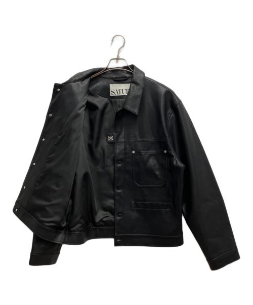 SATUR（セター）SATUR (セター) SYMBOL BROOCH FAUX LEATHER JACKET/レザージャケット ブラック サイズ:XLの古着・服飾アイテム