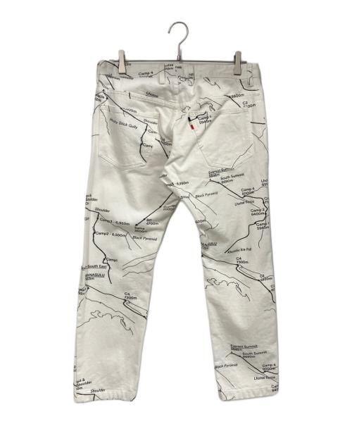 MONCLER GENIUS（モンクレール ジーニアス）MONCLER GENIUS (モンクレール ジーニアス) 地図柄デニムパンツ ホワイト サイズ:50の古着・服飾アイテム