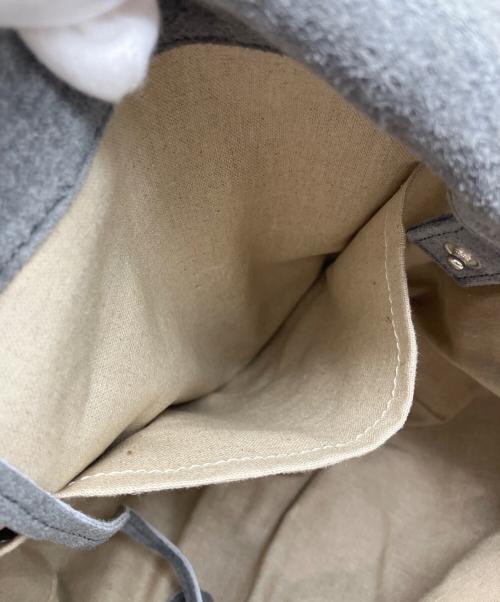 TOKYO LEATHER FACTORY（トウキョウ レザー ファクトリー）TOKYO LEATHER FACTORY (トウキョウ レザー ファクトリー) 洗える革のドロップトートバッグ グレーの古着・服飾アイテム