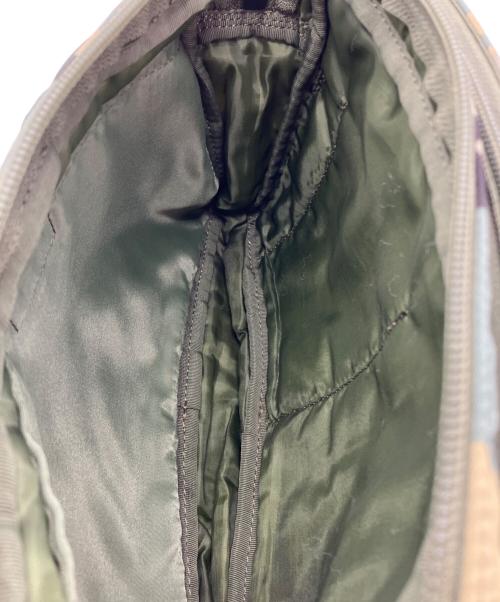 HEAD PORTER（ヘッドポーター）HEAD PORTER (ヘッドポーター) タンカーショルダーバッグ オリーブの古着・服飾アイテム