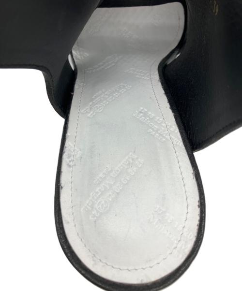 Maison Margiela（メゾンマルジェラ）Maison Margiela (メゾンマルジェラ) アンクルストラップクロスレザーサンダル ブラック サイズ:39の古着・服飾アイテム