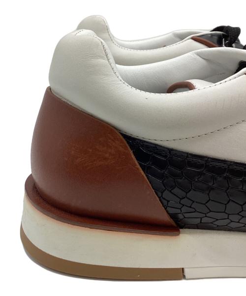 JIMMY CHOO（ジミーチュウ）JIMMY CHOO (ジミーチュウ) クロコ調 ローカットスニーカー ブラック サイズ:43の古着・服飾アイテム