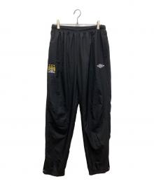 UMBRO（アンブロ）の古着「Manchester City トレーニングパンツ イージーパンツ」｜ブラック