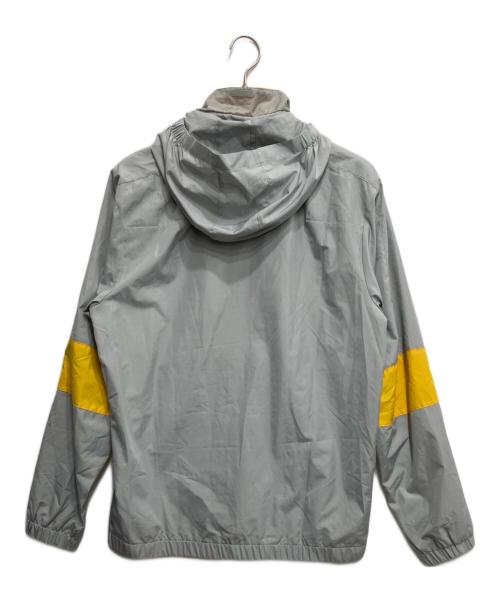 UMBRO（アンブロ）UMBRO (アンブロ) Manchester City ウォームアップジャケット グレー サイズ:USA　Mの古着・服飾アイテム