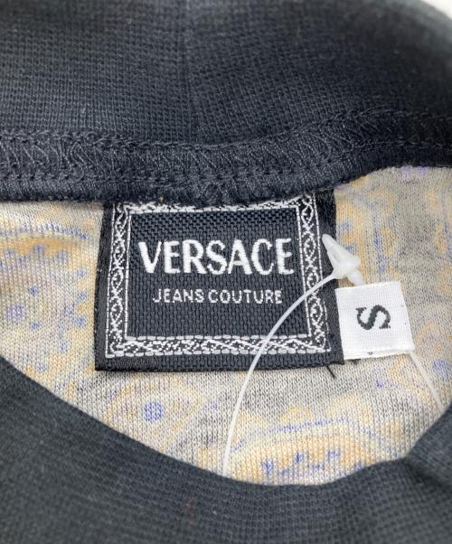 VERSACE JEANS COUTURE（ヴェルサーチ ジーンズクチュール）VERSACE JEANS COUTURE (ヴェルサーチ ジーンズクチュール) 半袖Tシャツ ブラック サイズ:Sの古着・服飾アイテム