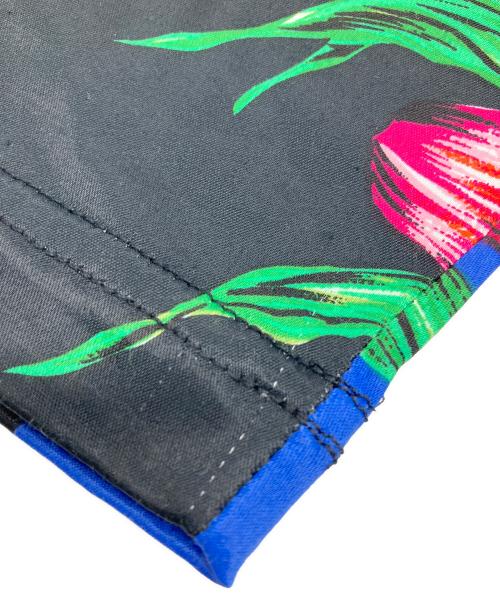 VERSACE JEANS COUTURE（ヴェルサーチ ジーンズクチュール）VERSACE JEANS COUTURE (ヴェルサーチ ジーンズクチュール) 半袖Tシャツ ブラック サイズ:Mの古着・服飾アイテム