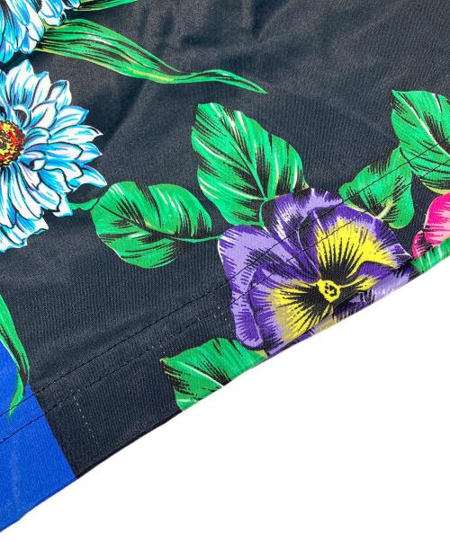 VERSACE JEANS COUTURE（ヴェルサーチ ジーンズクチュール）VERSACE JEANS COUTURE (ヴェルサーチ ジーンズクチュール) 半袖Tシャツ ブラック サイズ:Mの古着・服飾アイテム