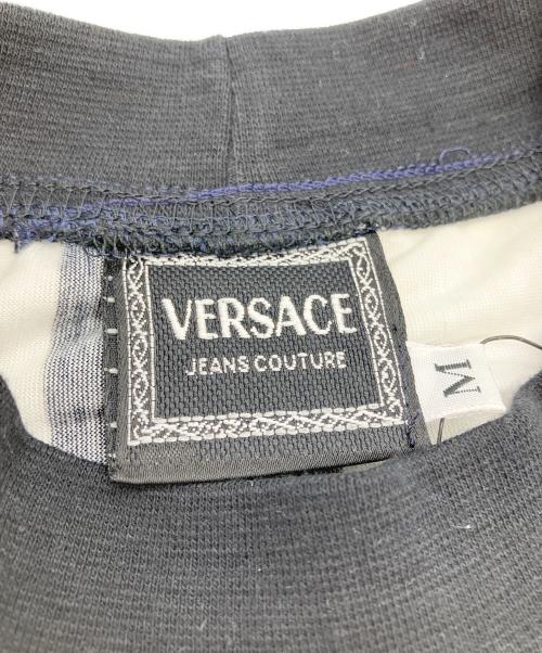 VERSACE JEANS COUTURE（ヴェルサーチ ジーンズクチュール）VERSACE JEANS COUTURE (ヴェルサーチ ジーンズクチュール) 半袖Tシャツ ブラック サイズ:Mの古着・服飾アイテム