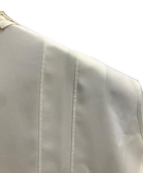 MURRAL（ミューラル）MURRAL (ミューラル) Seem flower lace tops アイボリー サイズ:2の古着・服飾アイテム