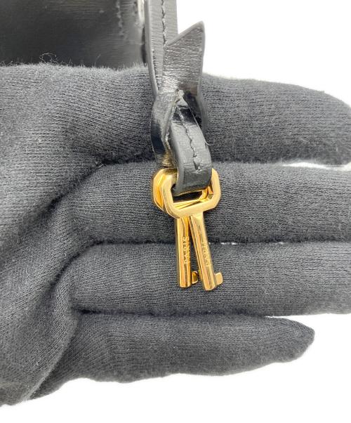 CELINE（セリーヌ）CELINE (セリーヌ) ロック トイレタリーポーチ ブラックの古着・服飾アイテム