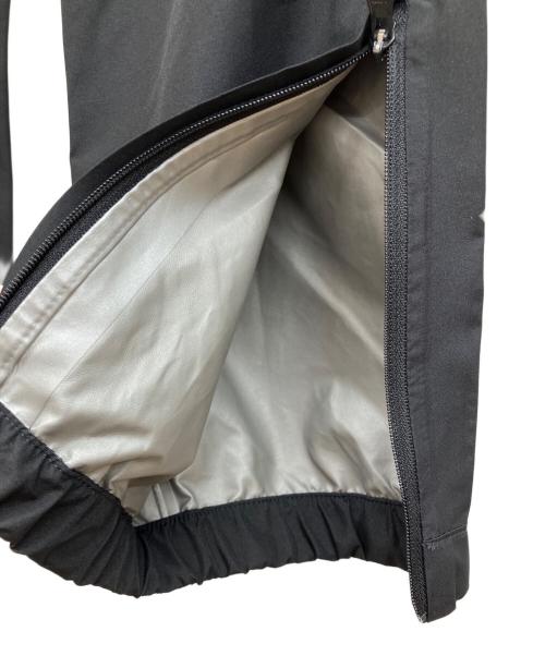 adidas（アディダス）adidas (アディダス) アドベンチャープレミアムパンツ ブラック サイズ:Ｍ 未使用品の古着・服飾アイテム