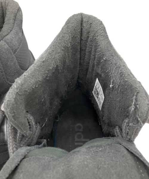adidas（アディダス）adidas (アディダス) ハイカットスニーカー ブラック サイズ:27cmの古着・服飾アイテム