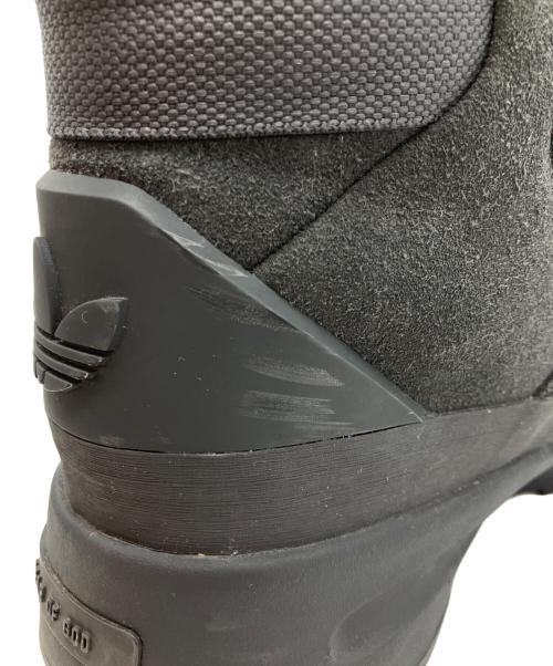 adidas（アディダス）adidas (アディダス) ハイカットスニーカー ブラック サイズ:27cmの古着・服飾アイテム