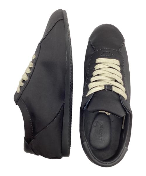 STUDIO DOE（スタジオドゥ）Studio Doe (スタジオドゥ) Satin Vintage Loafers ブラック サイズ:5.5の古着・服飾アイテム