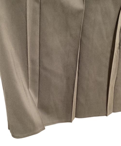 MACKINTOSH PHILOSOPHY（マッキントッシュ フィロソフィー）MACKINTOSH PHILOSOPHY (マッキントッシュ フィロソフィー) グロッシーツイルタックプリーツスカート グリーン サイズ:38の古着・服飾アイテム