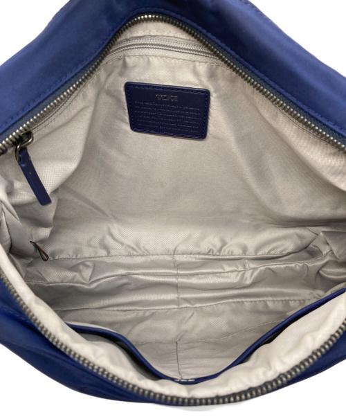 TUMI（トゥミ）TUMI (トゥミ) VOYAGEUR SIAM CROSSBODY ネイビーの古着・服飾アイテム