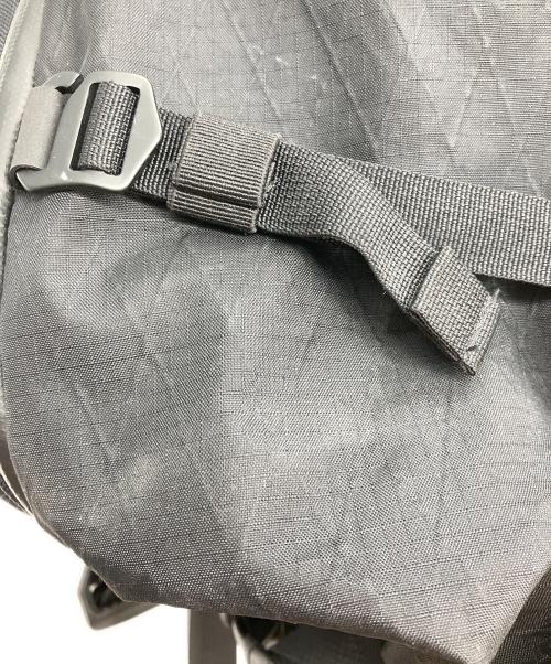 CODEOFBELL（コードオブベル）CODEOFBELL (コードオブベル) クロスパックエボ ブラックの古着・服飾アイテム
