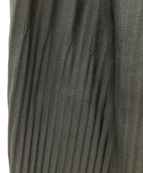 HOMME PLISSE ISSEY MIYAKE（オム プリッセ イッセイ ミヤケ）HOMME PLISSE ISSEY MIYAKE (オム プリッセ イッセイ ミヤケ) 消しプリーツパンツ ブラック サイズ:1の古着・服飾アイテム