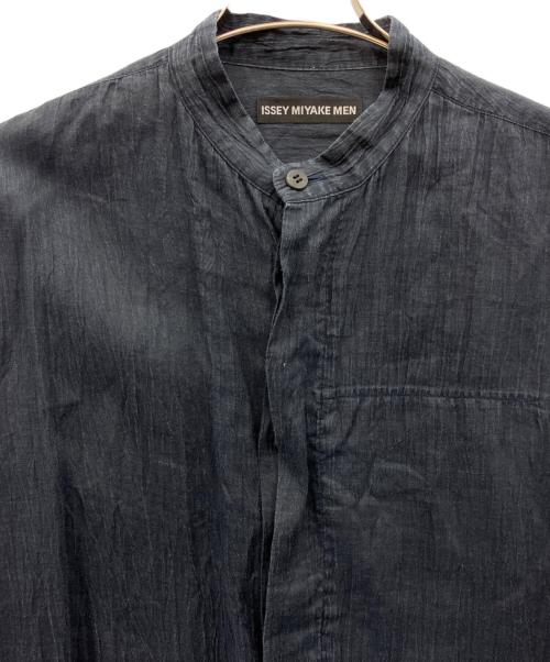 ISSEY MIYAKE MEN（イッセイミヤケメン）ISSEY MIYAKE MEN (イッセイミヤケメン) バンドカラーシャツ ネイビー サイズ:3の古着・服飾アイテム