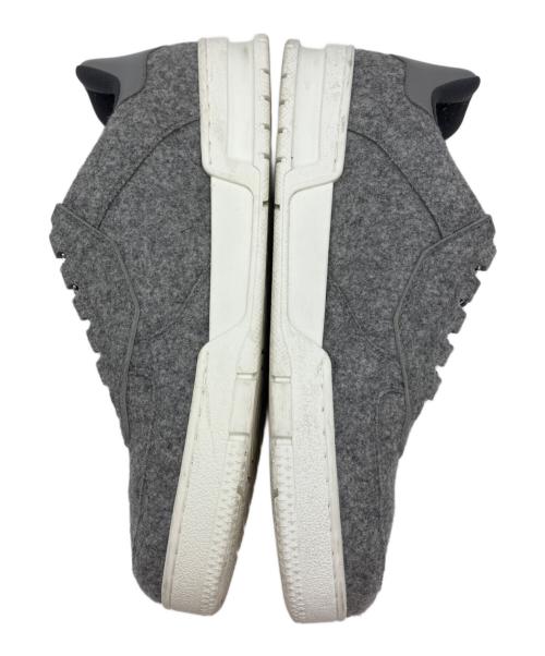 LOUIS VUITTON（ルイ ヴィトン）LOUIS VUITTON (ルイ ヴィトン) LVトレイナーライン グレー サイズ:7.5の古着・服飾アイテム