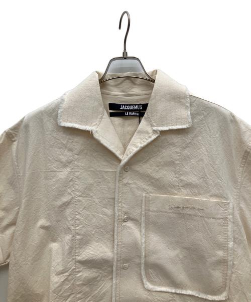 jacquemus（ジャックムス）JACQUEMUS (ジャックムス) オープンカラーシャツ ベージュ サイズ:46 未使用品の古着・服飾アイテム