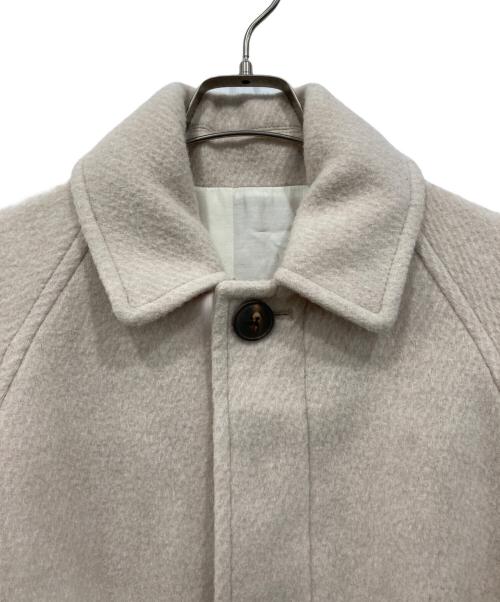 AMI Alexandre Mattiussi（アミアレクサンドルマテュッシ）AMI Alexandre Mattiussi (アミアレクサンドルマテュッシ) Belted Long Coat ベージュ サイズ:42の古着・服飾アイテム