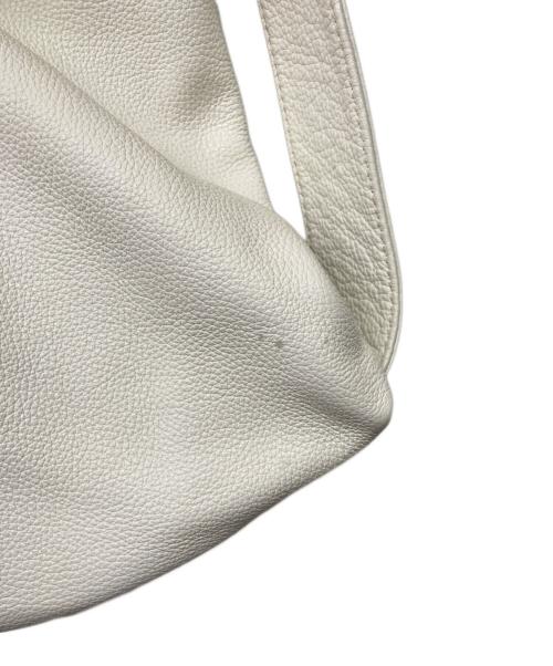 bevini（ベヴィニ）bevini (ベヴィニ) トートバッグ ホワイトの古着・服飾アイテム