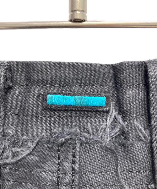 MUZE TURQUOISE LABEL（ミューズ ターコイズ レーベル）MUZE TURQUOISE LABEL (ミューズ ターコイズ レーベル) HEM SLIT WIDE DENIM TROUSERS ブラック サイズ:1の古着・服飾アイテム