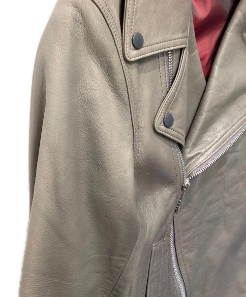 MUZE（ミューズ）MUZE (ミューズ) MINIMAL RIDERS JACKET グレー サイズ:２の古着・服飾アイテム