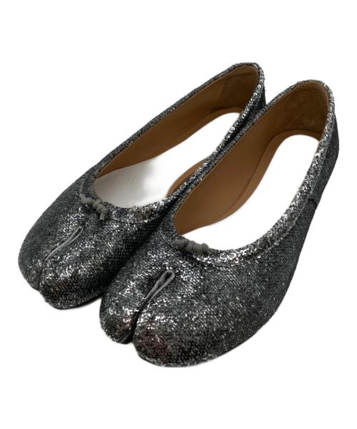 Maison Margiela（メゾンマルジェラ）Maison Margiela (メゾンマルジェラ) スパンコール足袋フラットシューズ シルバー サイズ:37の古着・服飾アイテム