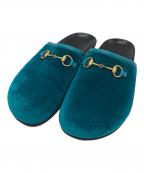 GUCCIグッチ）の古着「ビットベロアクロッグサンダル」｜ターコイズ