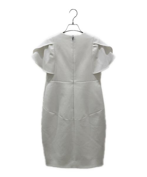 YOKO CHAN（ヨーコチャン）YOKO CHAN (ヨーコチャン) Flared sleeve Pearl Slit line Dress ホワイト サイズ:38の古着・服飾アイテム