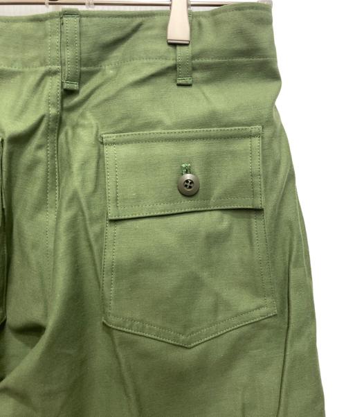 THE SHINZONE（ザ シンゾーン）THE SHINZONE (ザ シンゾーン) BAKER PANTS/ベイカーパンツ グリーン サイズ:TO 未使用品の古着・服飾アイテム