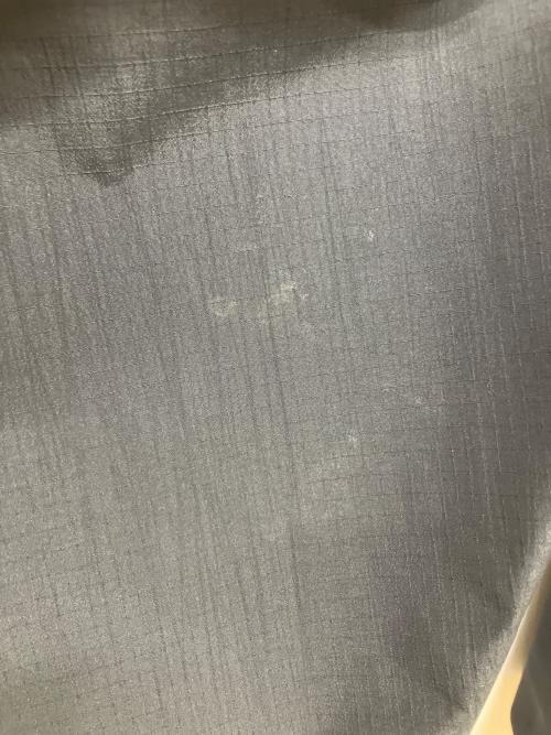 ARC'TERYX（アークテリクス）ARC'TERYX (アークテリクス) Alpha Jacket Men's GEN2 ブラック サイズ:SIZE Mの古着・服飾アイテム