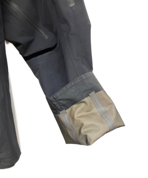 ARC'TERYX（アークテリクス）ARC'TERYX (アークテリクス) Alpha Jacket Men's GEN2 ブラック サイズ:SIZE Mの古着・服飾アイテム