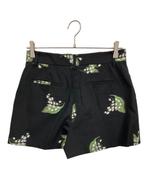 RED VALENTINO（レッドヴァレンティノ）RED VALENTINO (レッドヴァレンティノ) メイリリー モチーフ ギャバジン ジャカード ショートパンツ ブラック サイズ:40の古着・服飾アイテム