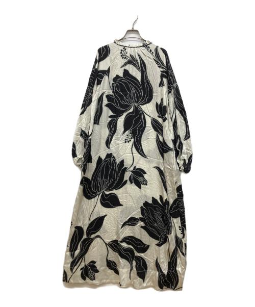 DEA KUDIBAL（デアクディバル）DEA KUDIBAL (デアクディバル) ZariaDEA マキシワンピース ライトグレー サイズ:Ｓの古着・服飾アイテム