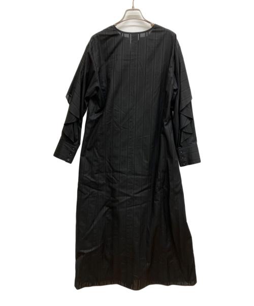 ADORE（アドーア）ADORE (アドーア) ラッフルスリーブワンピース ブラック サイズ:38の古着・服飾アイテム